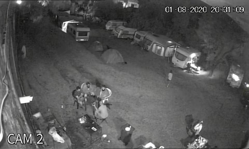 Camping Aviator Busteni, Camere ภายนอก รูปภาพ